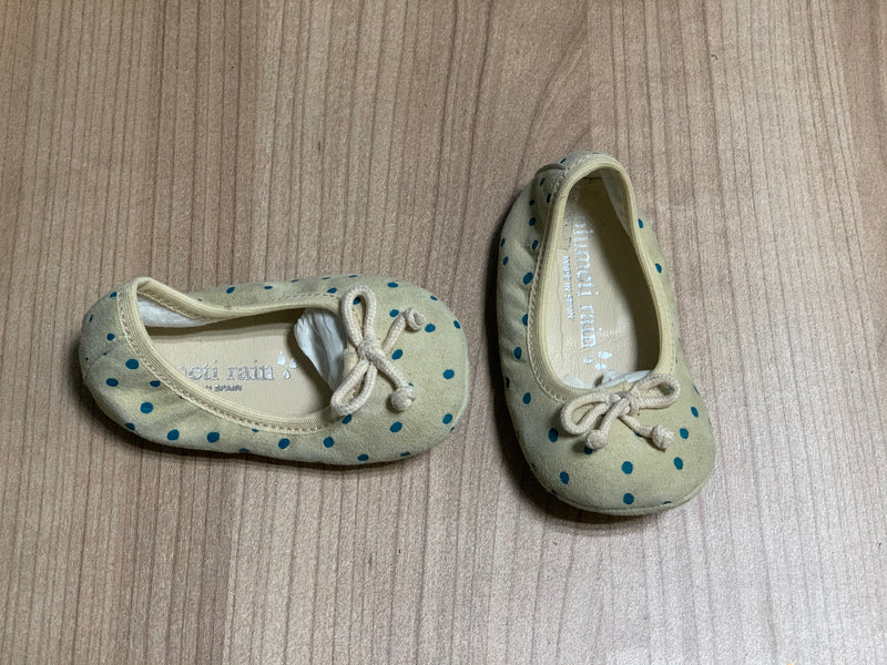 Zapatos casuales para bebes DISPONIBLE EN MALABO